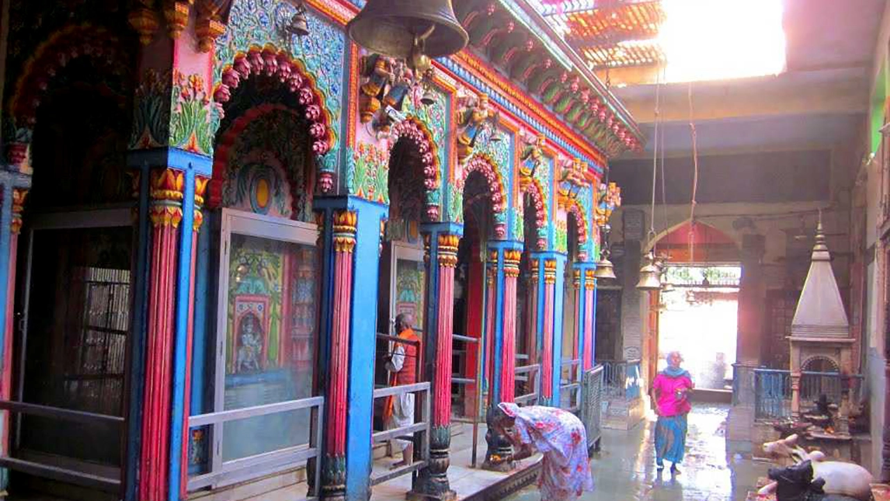 Nageshwarnath Temple